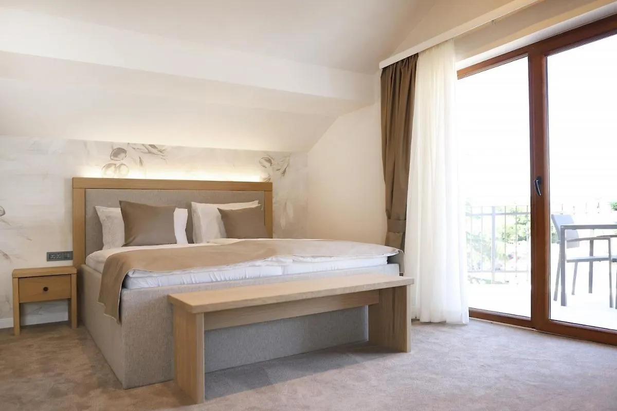 مالينسكا Bracera Inn فندق مبيت وإفطار